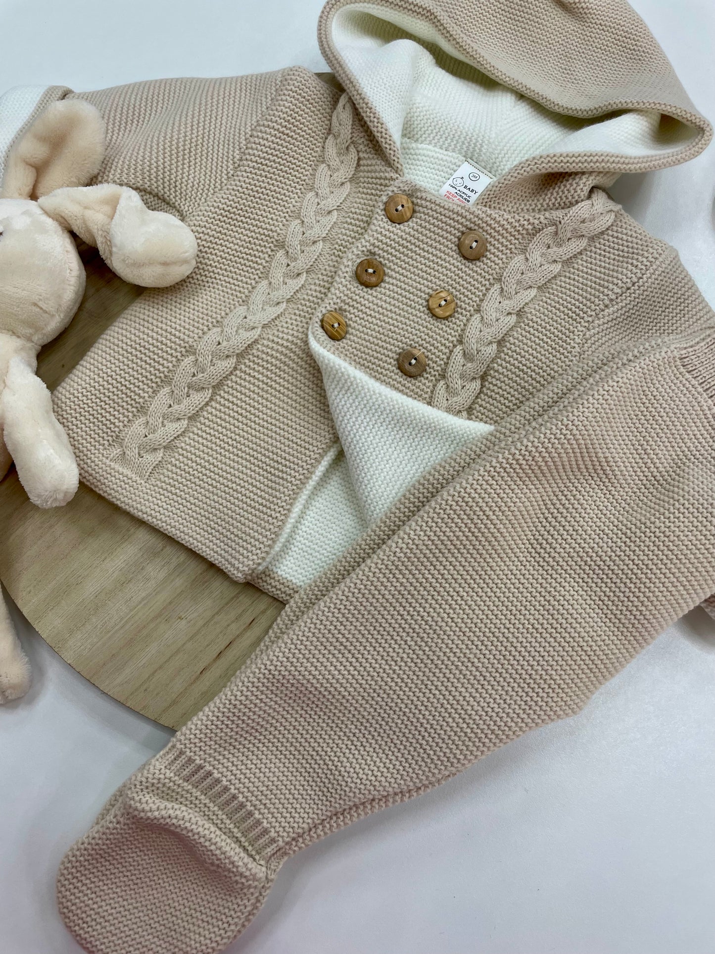 Conjunto Chaqueta y Polaina de Lana para Bebé – Color Arena con Capucha (3-12 meses) 🤎🍼