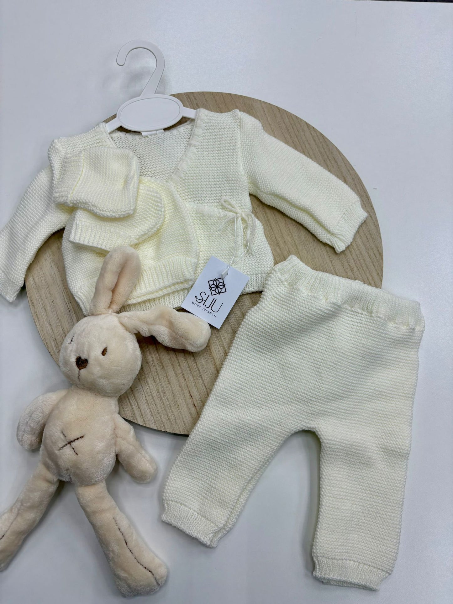 Conjunto 4 Piezas Bebé Recién Nacido Marfil | Lazo Lateral y Cuello Pico