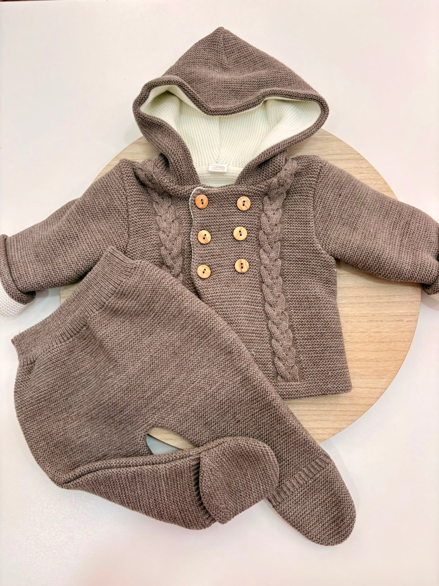 San Francisco de Punto con Capucha y Dibujo de Ochos Chocolate | Tallas 1 a 12 Meses | Siju Moda Infantil